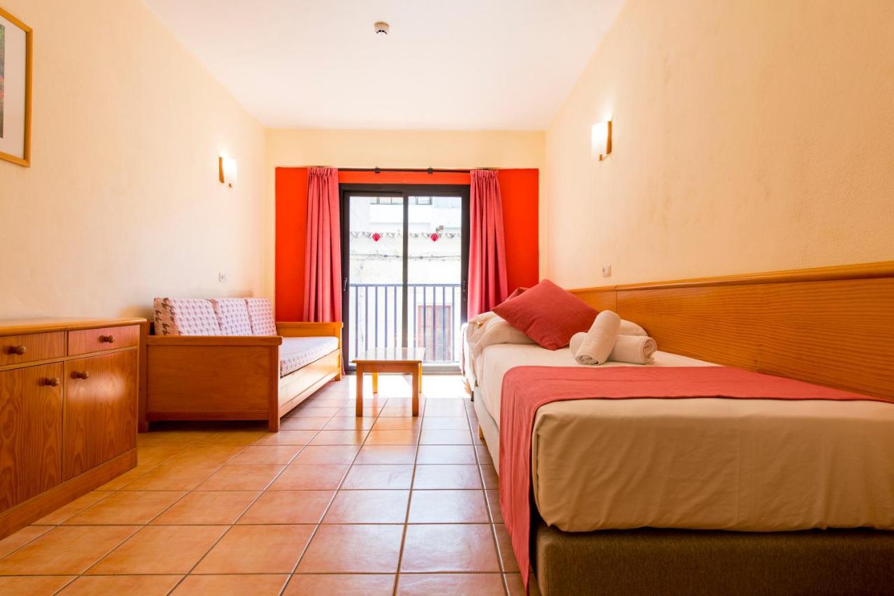 Apartamentos Casa Maria San Antonio  Exterior photo